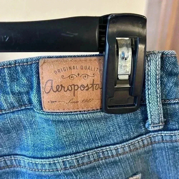 Aeropostale distressed skinny capri jeans - Picture 10 of 12